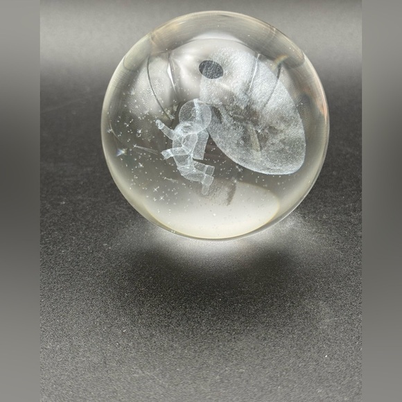 2 Laser Engraved Solar System & Astronaut 3D Balls Planets Model Glass Globes - Picture 3 of 7